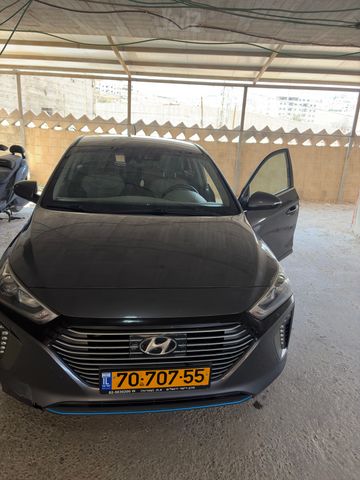 יונדאי איוניק