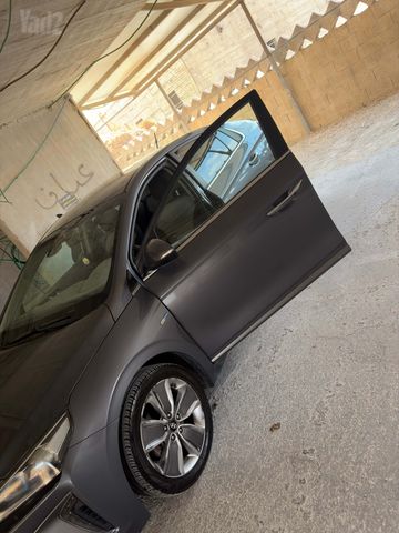 יונדאי איוניק