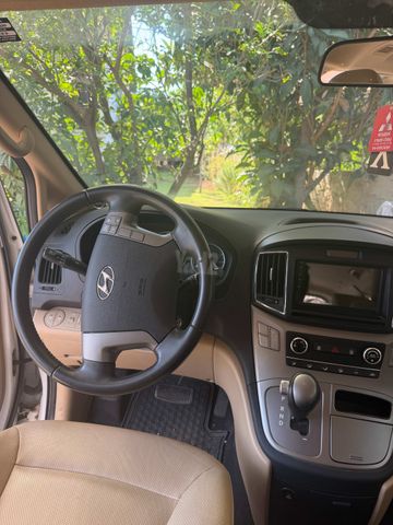 יונדאי H-1 / i800