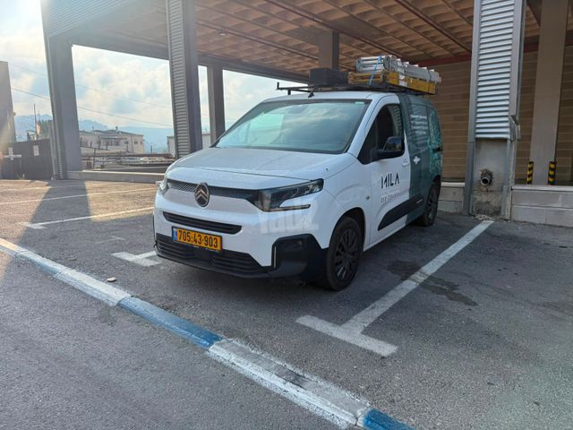 מודעת רכב סיטרואן ברלינגו