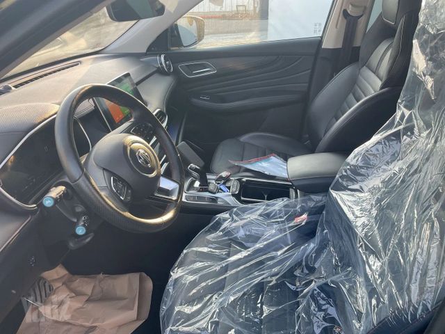 אם ג'י EHS PHEV