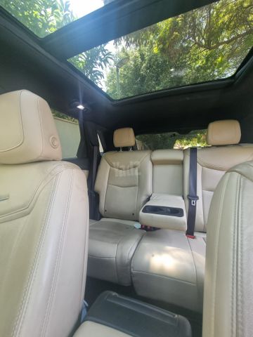 קאדילק XT5