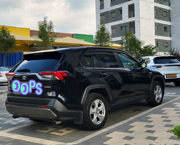 טויוטה RAV4