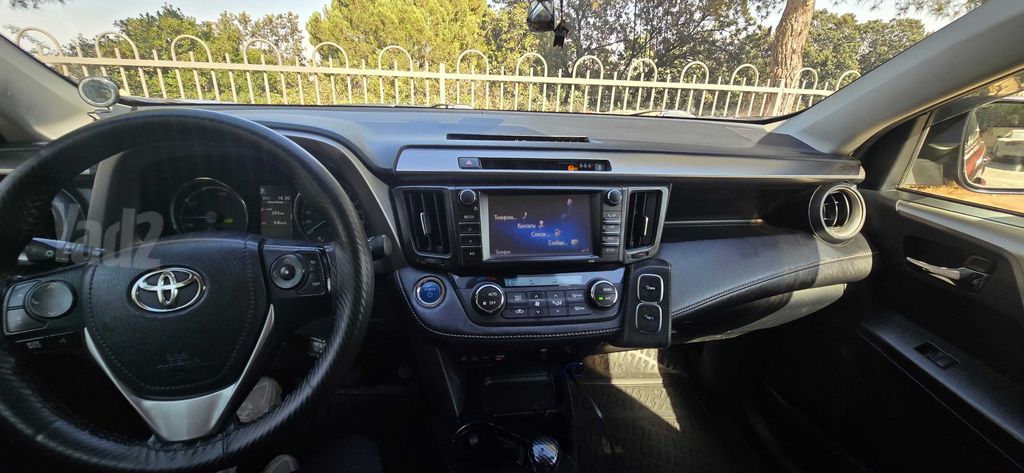 טויוטה RAV4