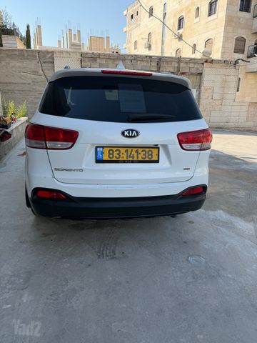 קיה סורנטו