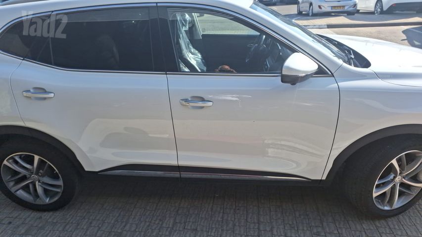 אם ג'י EHS PHEV