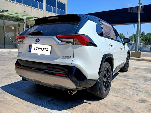 טויוטה RAV4