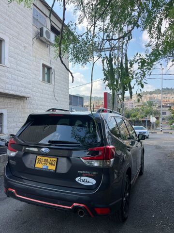 סובארו פורסטר