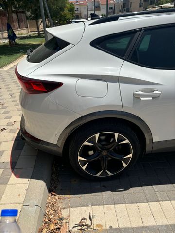 פורמנטור 4X2 VZ פלאג-אין אוט׳ 1.4 (150 כ״ס)