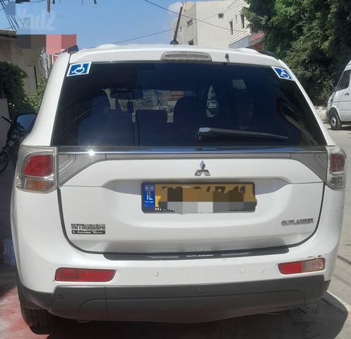 מודעת רכב מיצובישי אאוטלנדר