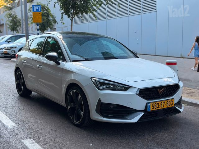 קופרה לאון