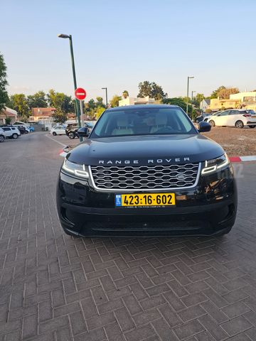 לנד רובר ריינג' רובר ולאר