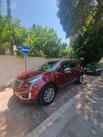 קאדילק XT5