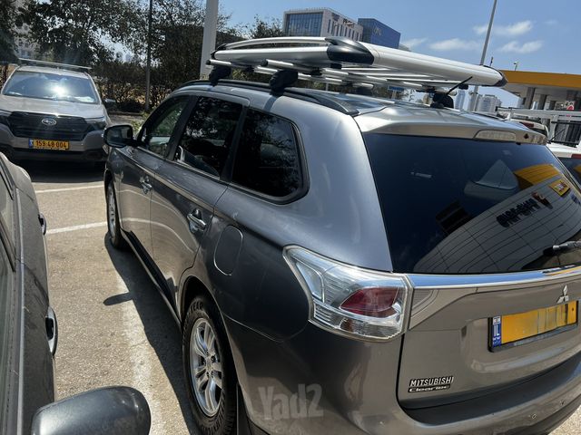 מיצובישי אאוטלנדר