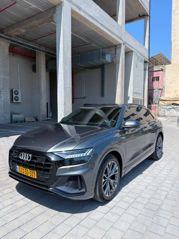 מודעת רכב אאודי Q8