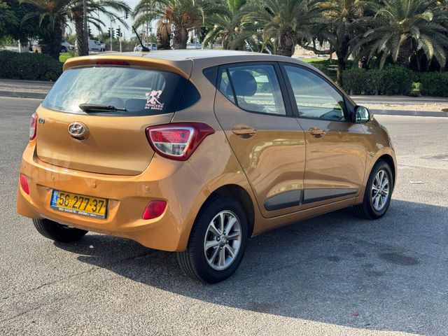יונדאי i10