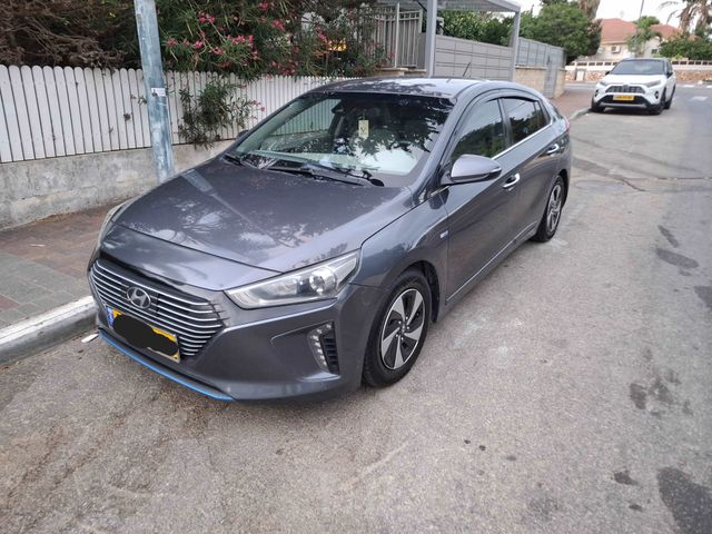 יונדאי איוניק