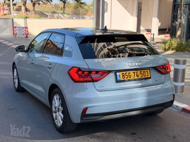 אאודי A1