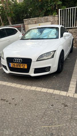 אאודי TT