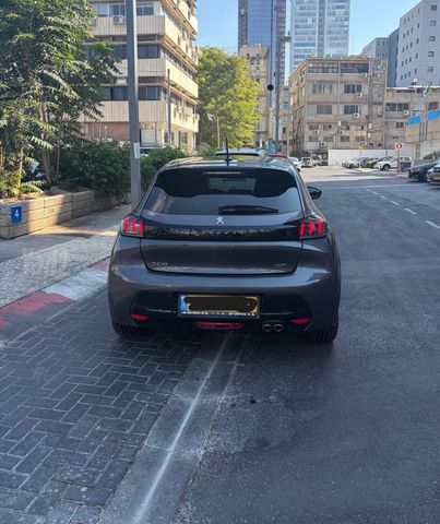 מודעת רכב פיג'ו 208