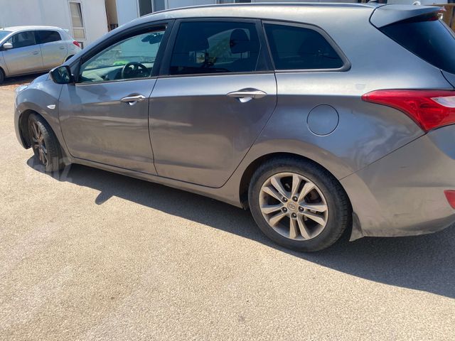 יונדאי i30