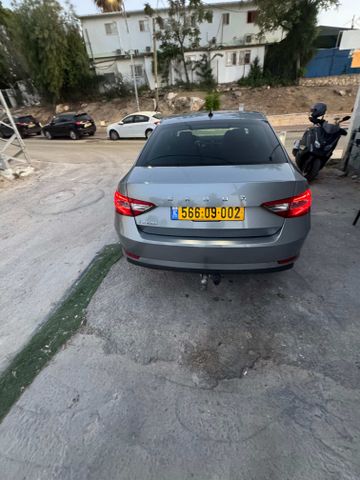 סקודה סופרב