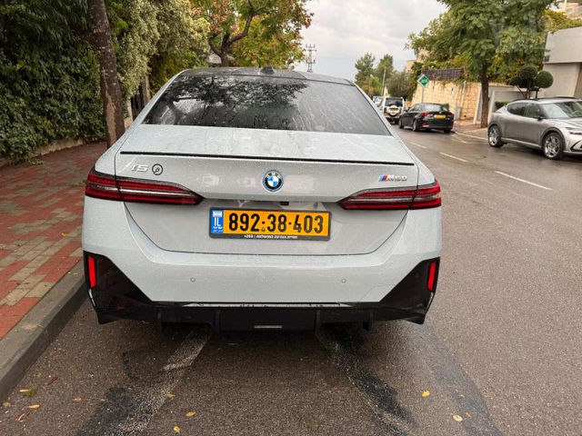 מודעת רכב ב מ וו I5