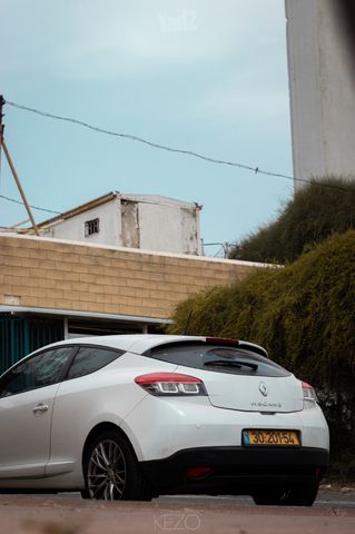 רנו מגאן
