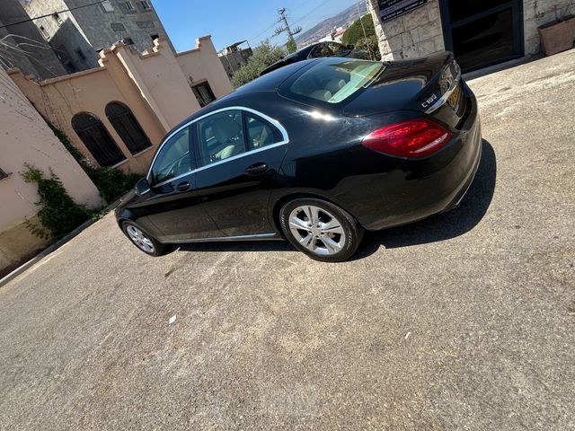 מרצדס-בנץ C-class