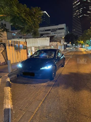 טסלה מודל 3