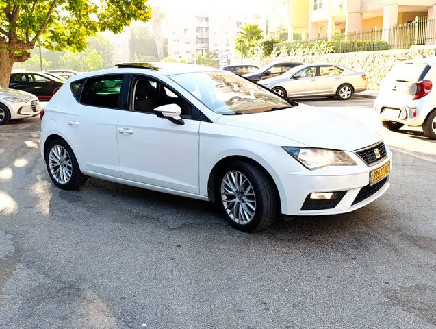 סיאט לאון