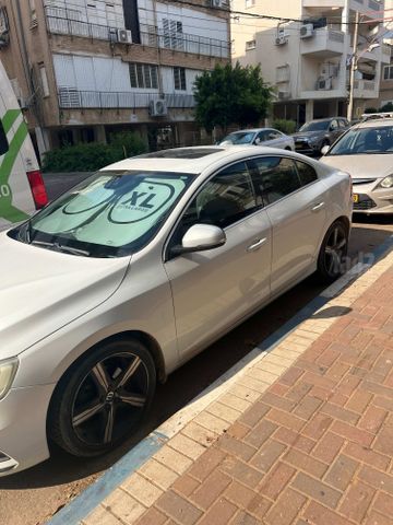 מודעת רכב וולוו S60