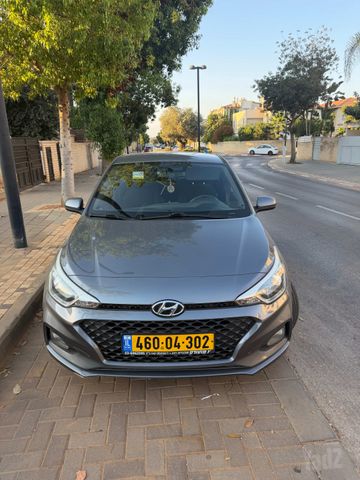יונדאי i20