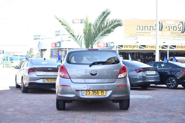 מודעת רכב יונדאי i20
