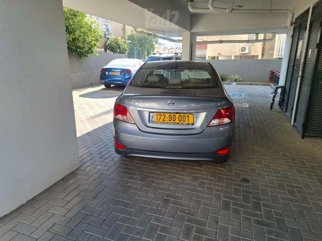 יונדאי אקסנט i25