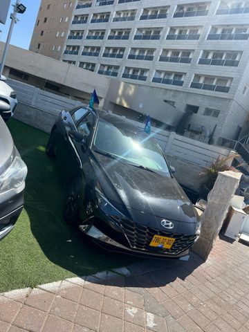 יונדאי אלנטרה