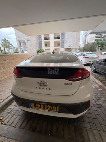 יונדאי איוניק