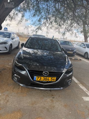מאזדה 3