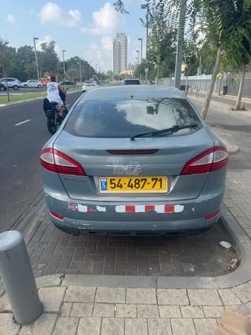 פורד מונדאו