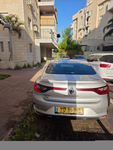 מודעת רכב רנו מגאן