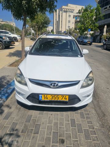 יונדאי i30