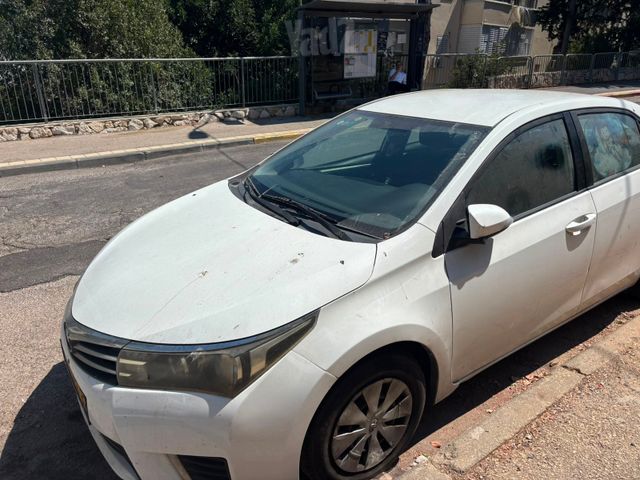 טויוטה קורולה
