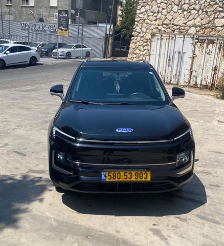 מודעת רכב ג׳יי.איי.סי E-JS4