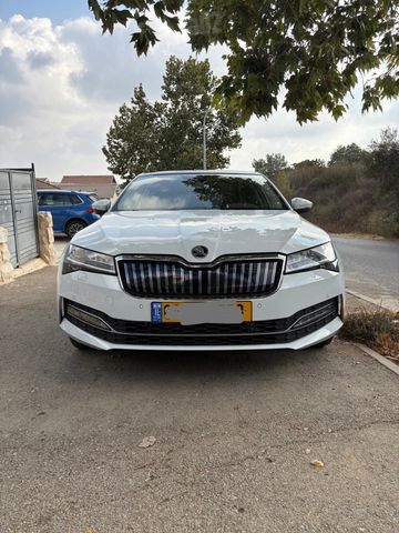 מודעת רכב סקודה סופרב