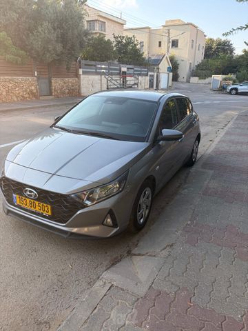 יונדאי i20