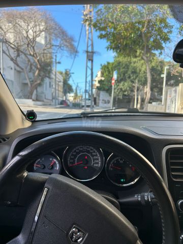 דודג' קאליבר