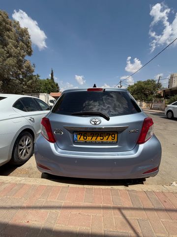 טויוטה יאריס