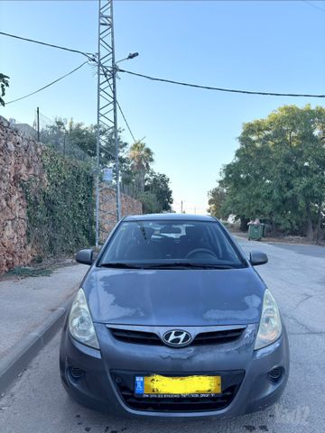 מודעת רכב יונדאי i20