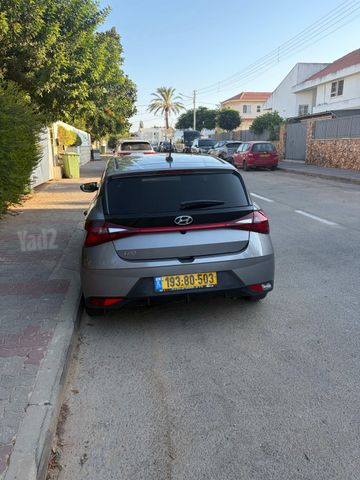 יונדאי i20