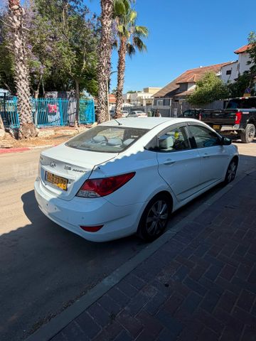 יונדאי אקסנט i25